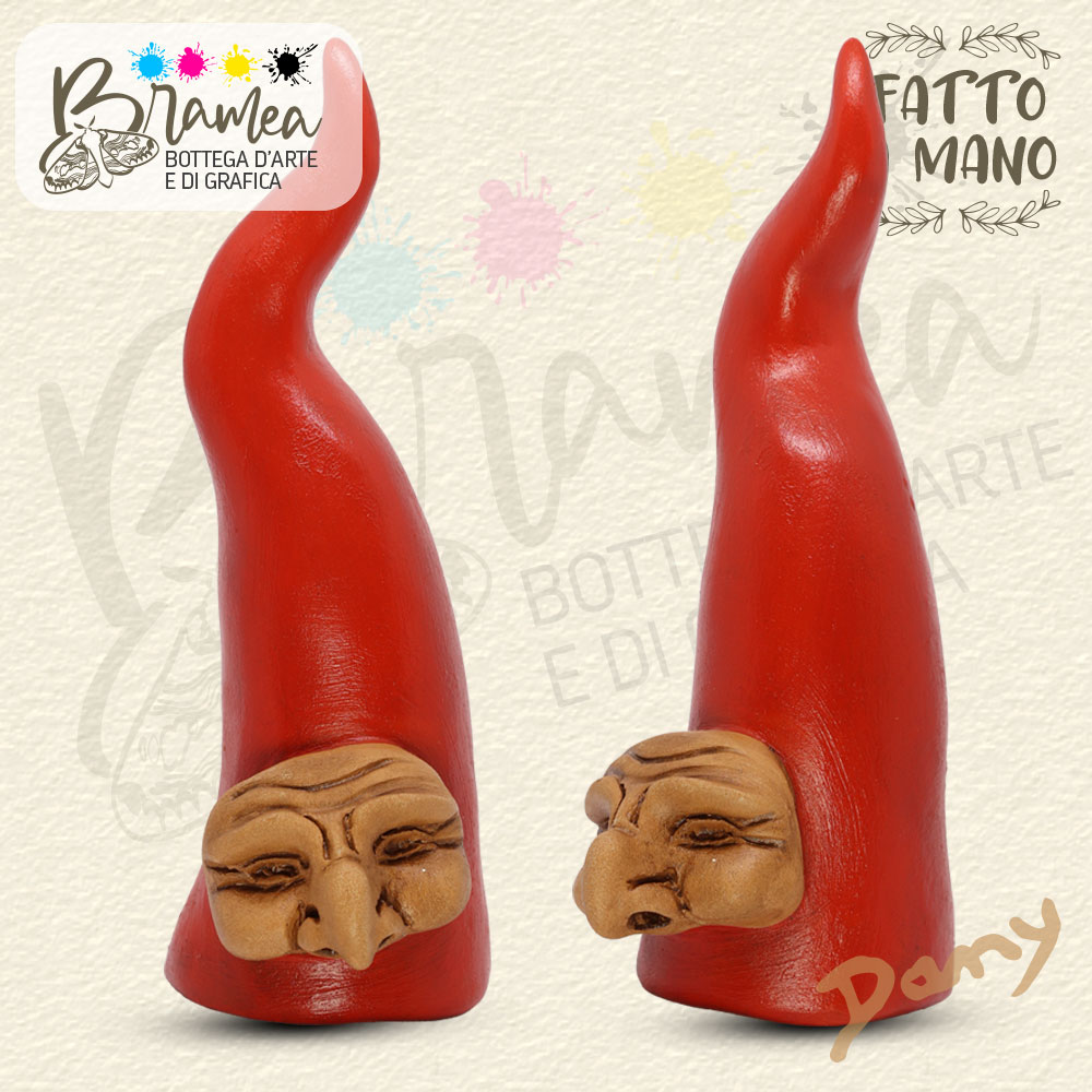 Corno_con_maschera Corno rosso con maschera - immagine 1